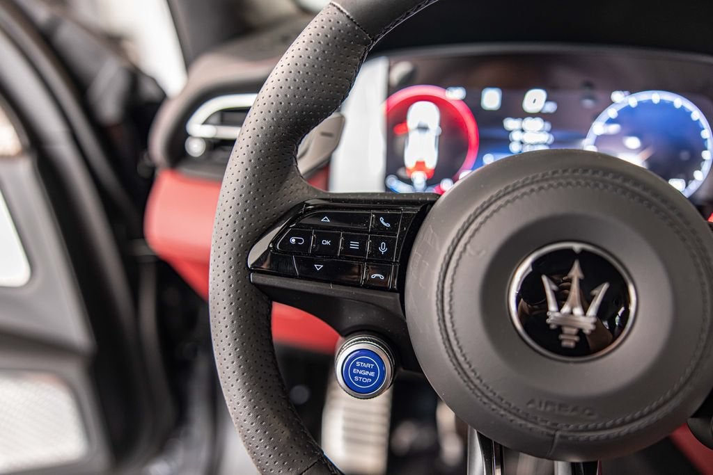 2026 Maserati Grecale Modena