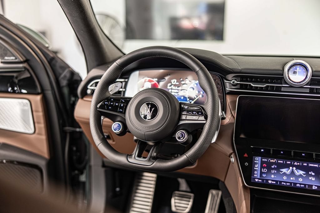 2026 Maserati Grecale Modena