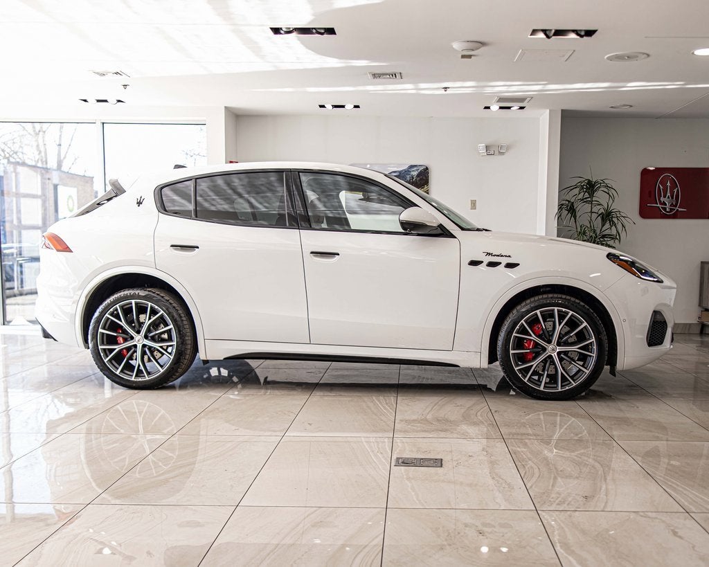 2026 Maserati Grecale Modena