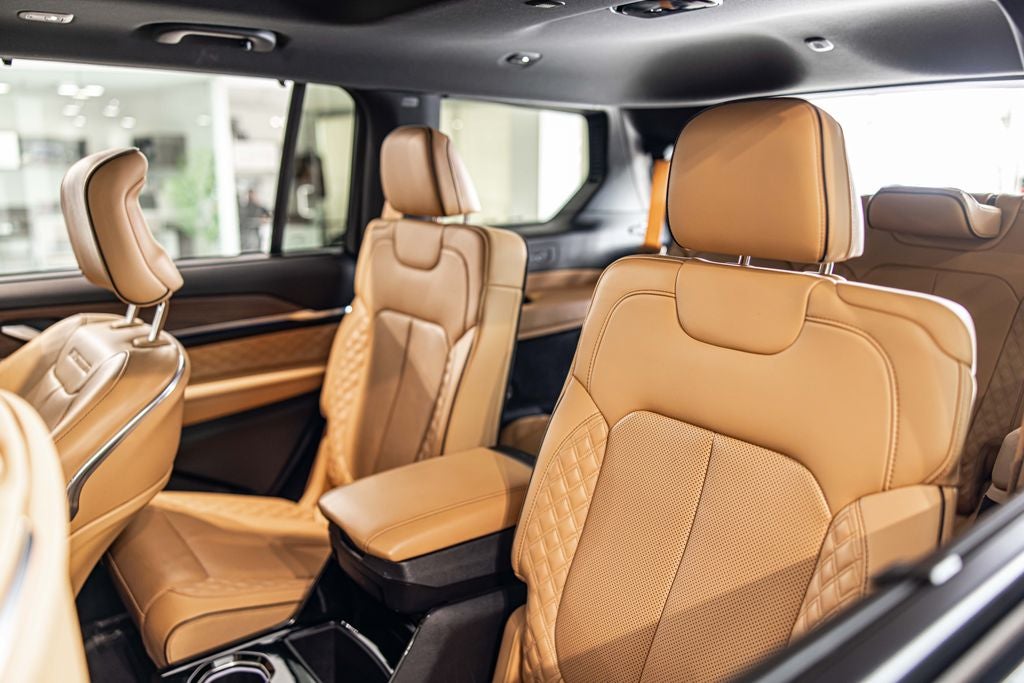 2021 Jeep Grand Cherokee L Summit