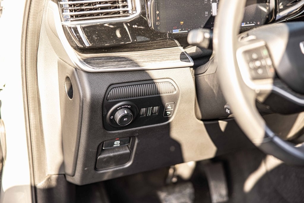 2022 Jeep Wagoneer Series II