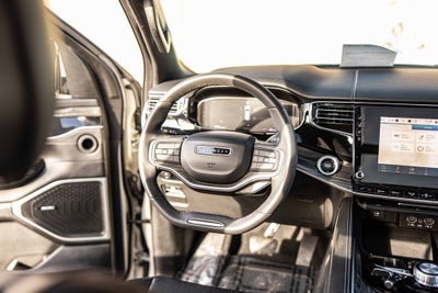 2022 Jeep Wagoneer Series II