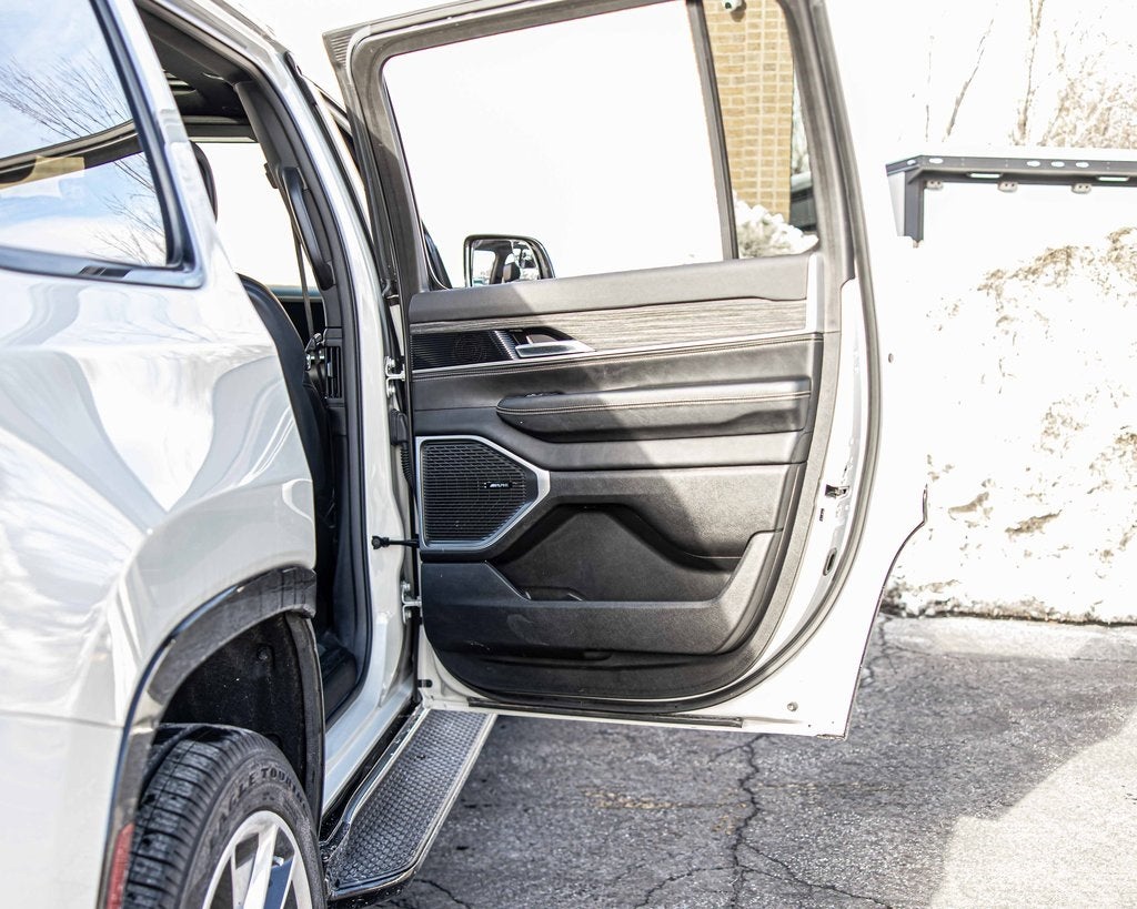 2022 Jeep Wagoneer Series II