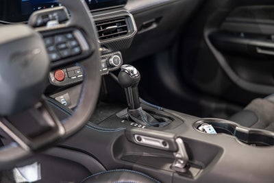 2025 Ford Mustang Dark Horse