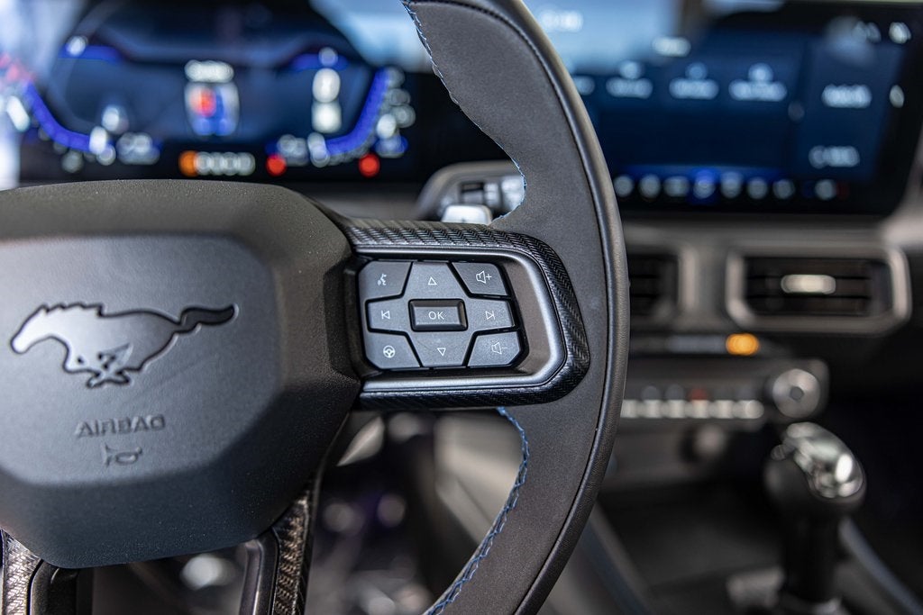 2025 Ford Mustang Dark Horse