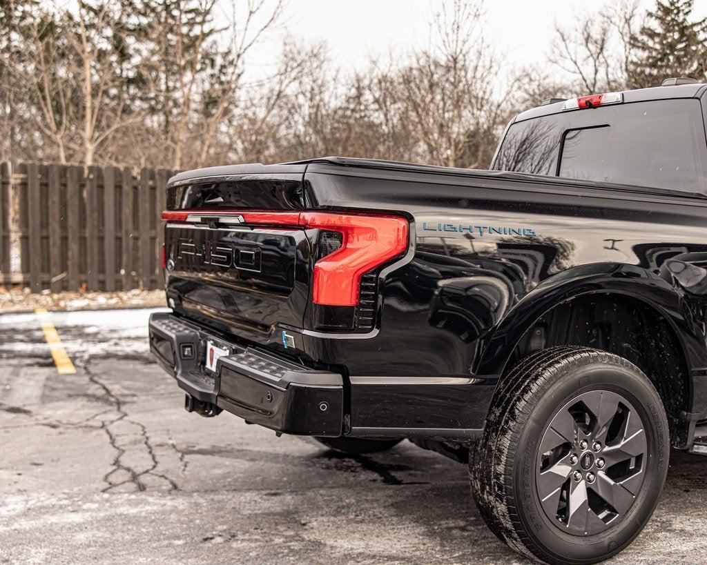 2022 Ford F-150 Lightning Lariat