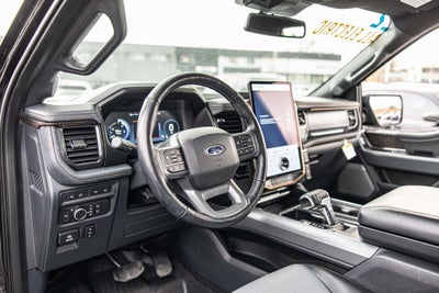 2022 Ford F-150 Lightning Lariat