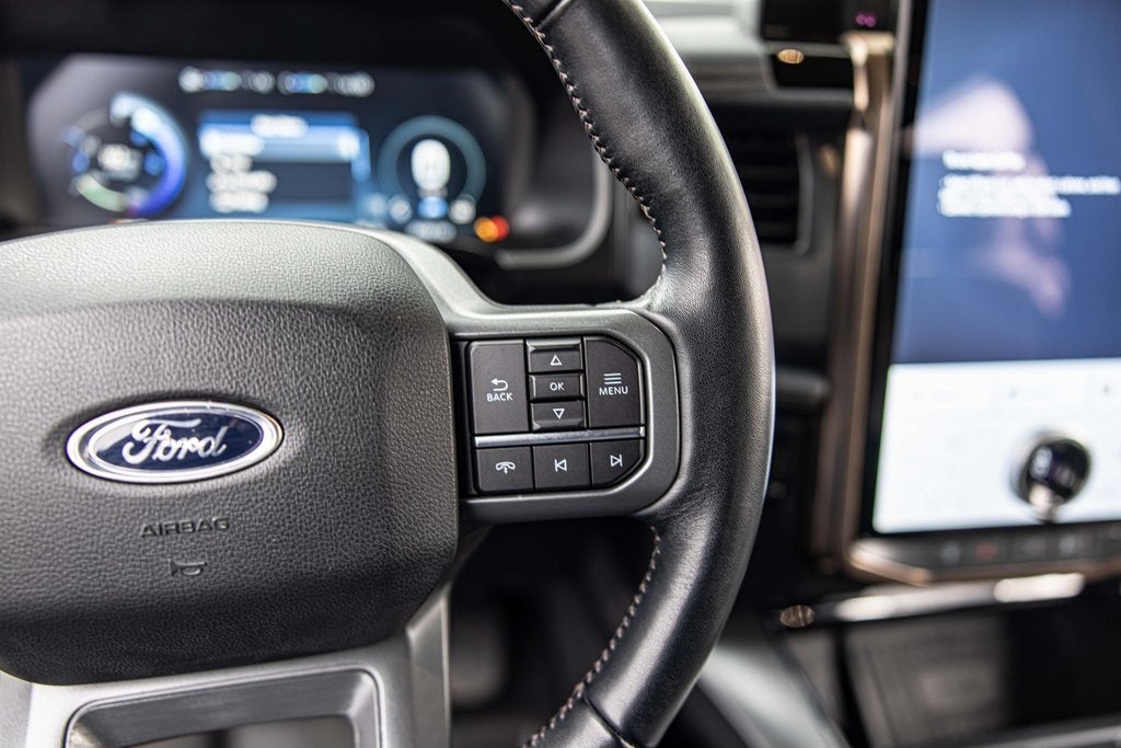 2022 Ford F-150 Lightning Lariat