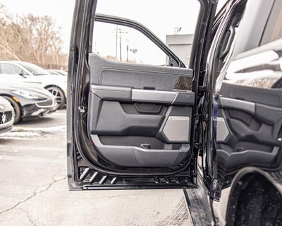 2022 Ford F-150 Lightning Lariat