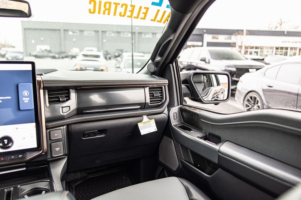 2022 Ford F-150 Lightning Lariat