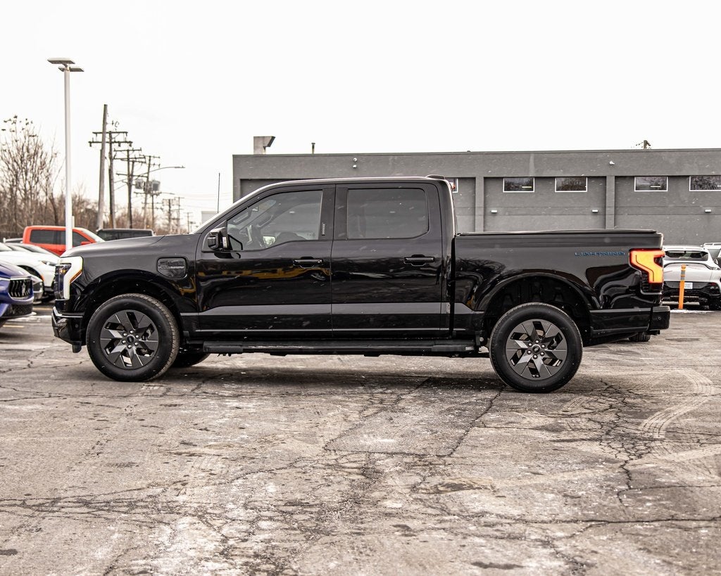 2022 Ford F-150 Lightning Lariat