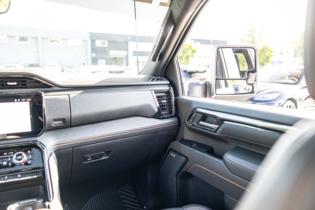 2025 GMC Sierra 2500HD AT4