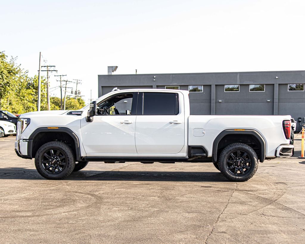 2025 GMC Sierra 2500HD AT4