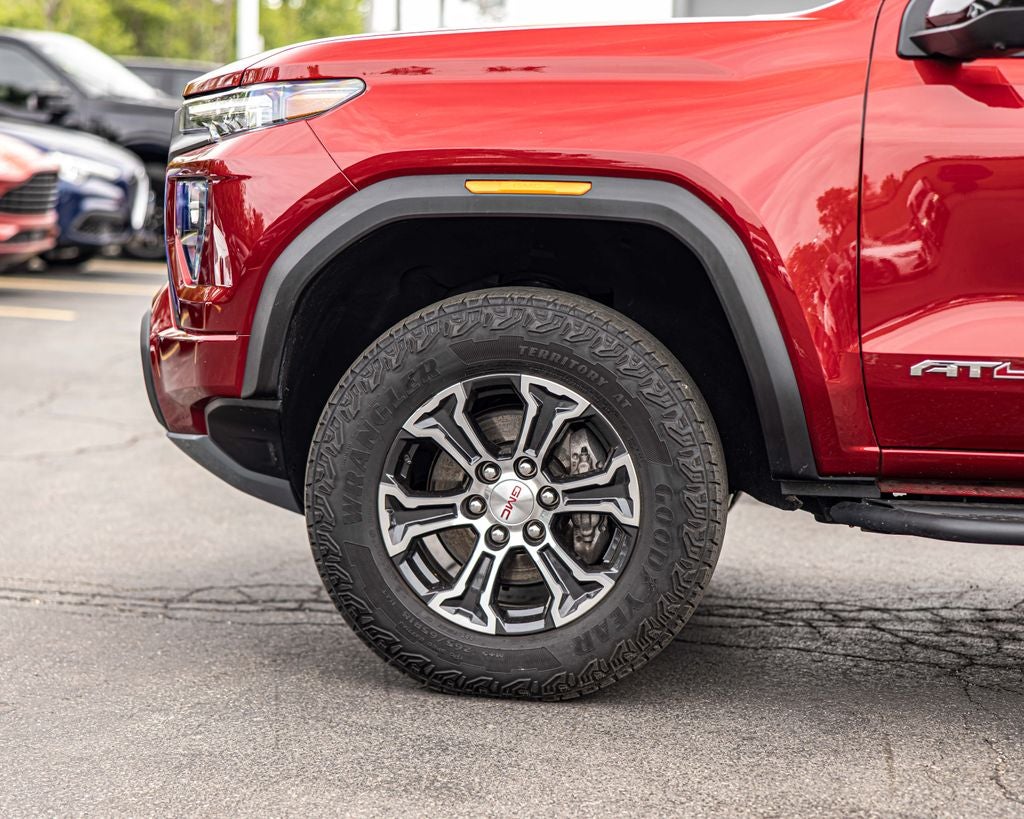 2024 GMC Canyon AT4