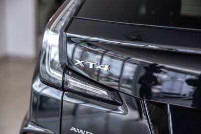 2025 Cadillac XT4 Sport