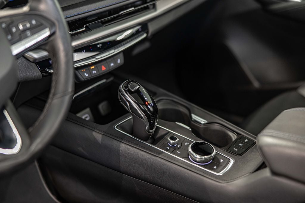 2025 Cadillac XT4 Sport