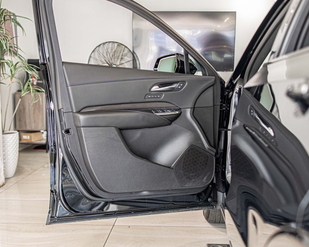 2025 Cadillac XT4 Sport