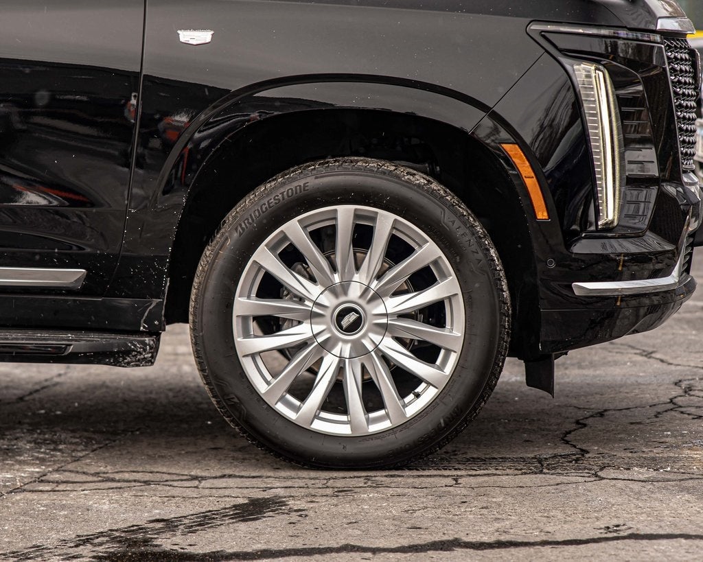 2025 Cadillac Escalade Luxury