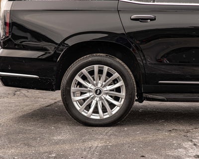 2025 Cadillac Escalade Luxury