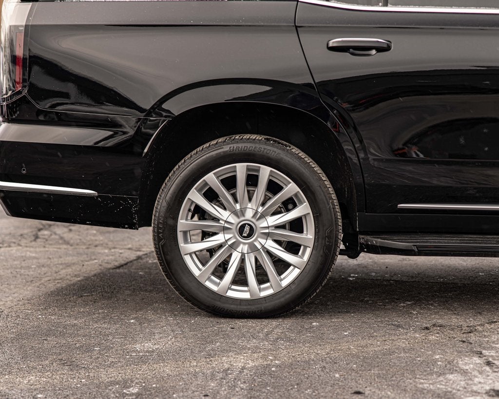 2025 Cadillac Escalade Luxury