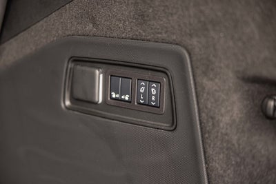 2025 Cadillac Escalade Luxury