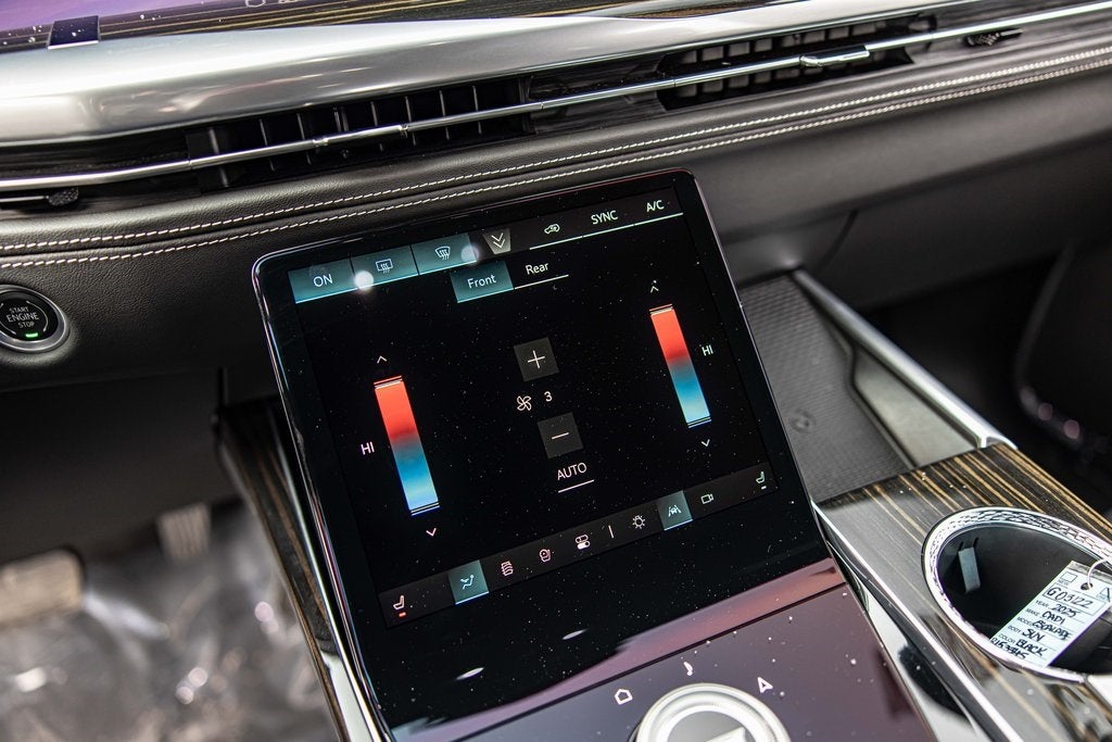 2025 Cadillac Escalade Luxury