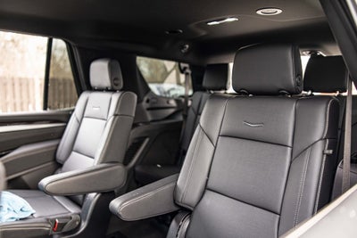 2025 Cadillac Escalade Luxury