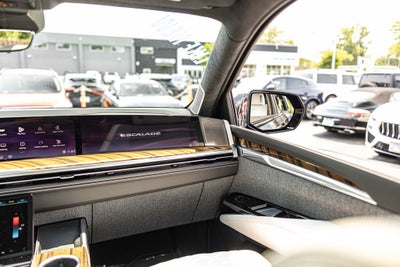 2026 Cadillac Escalade Platinum Sport