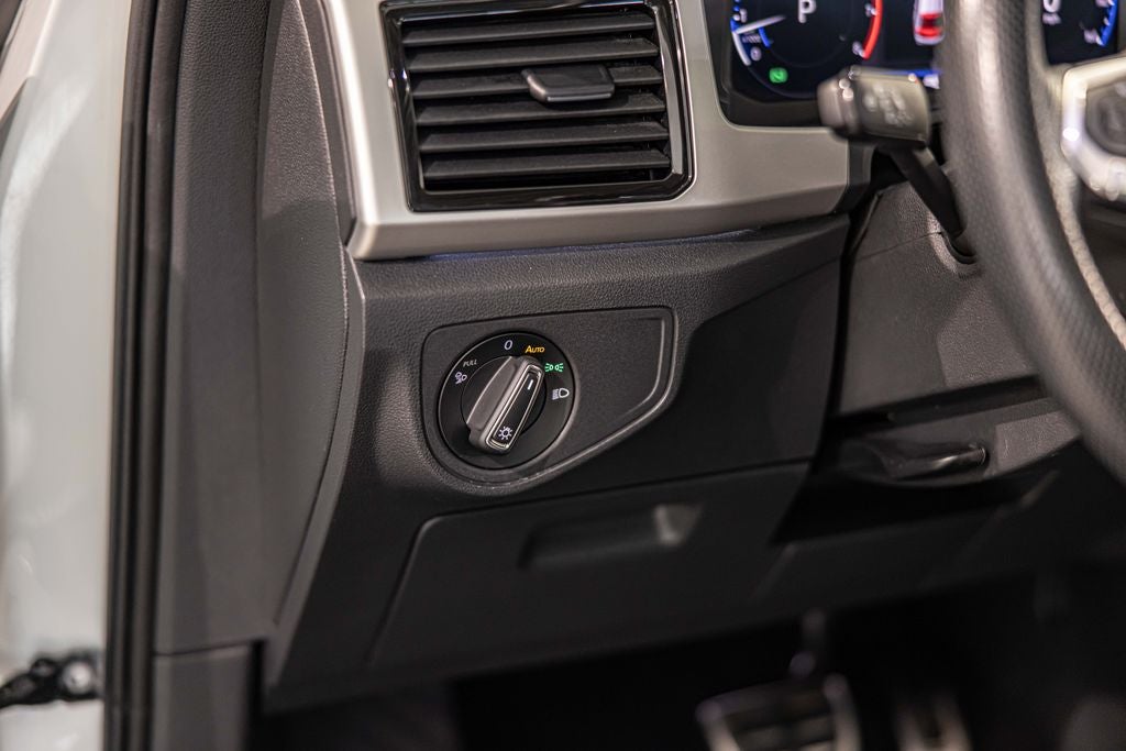 2021 Volkswagen Atlas 3.6L V6 SEL Premium R-Line