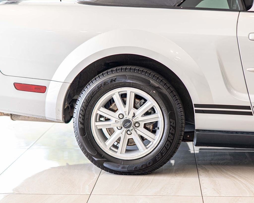 2006 Ford Mustang V6