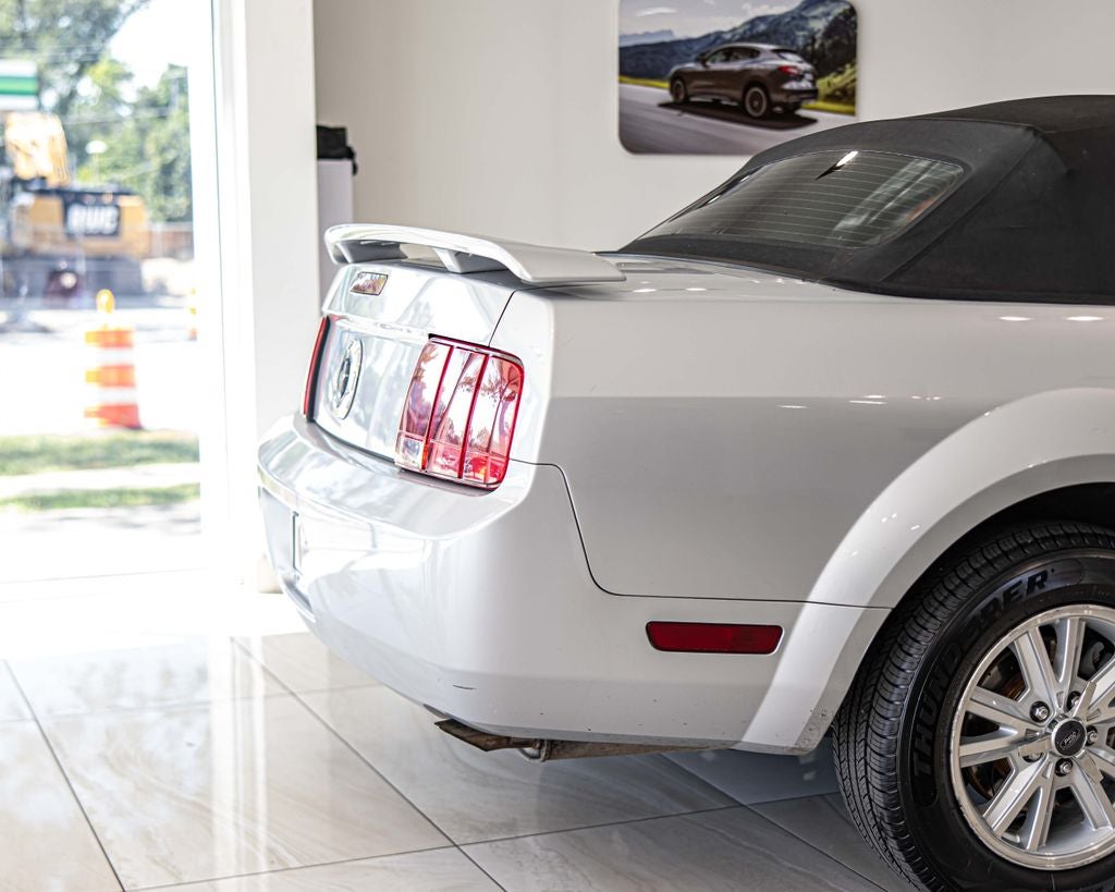 2006 Ford Mustang V6
