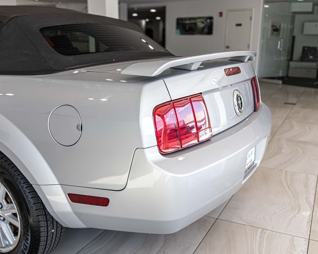 2006 Ford Mustang V6