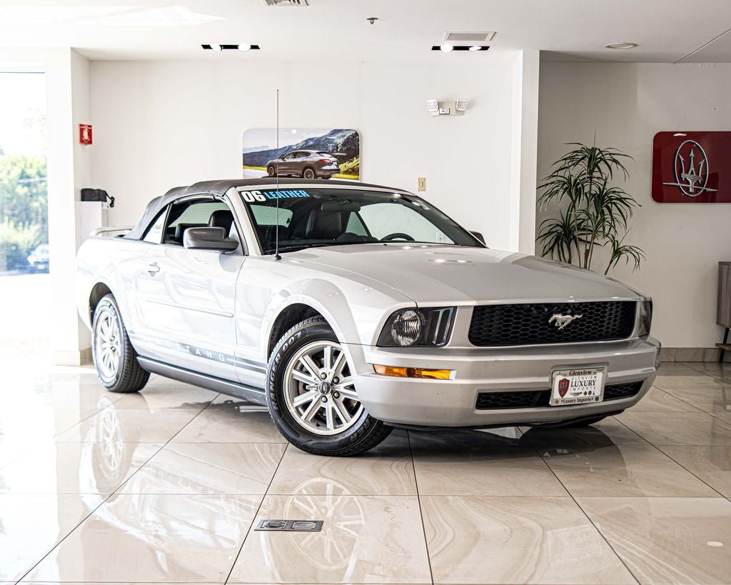 2006 Ford Mustang V6