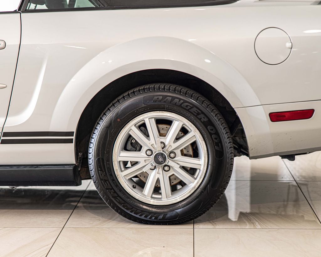 2006 Ford Mustang V6