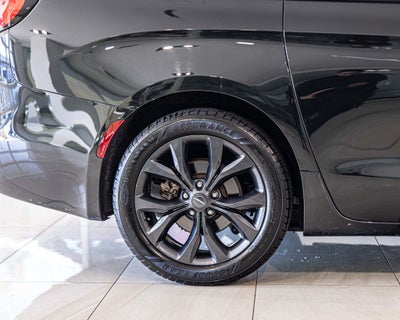 2019 Chrysler Pacifica Touring Plus