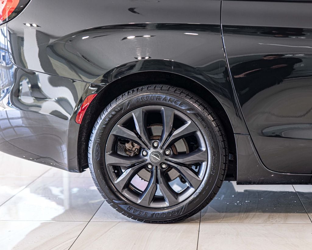 2019 Chrysler Pacifica Touring Plus
