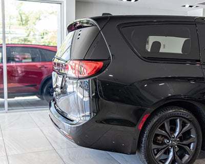 2019 Chrysler Pacifica Touring Plus