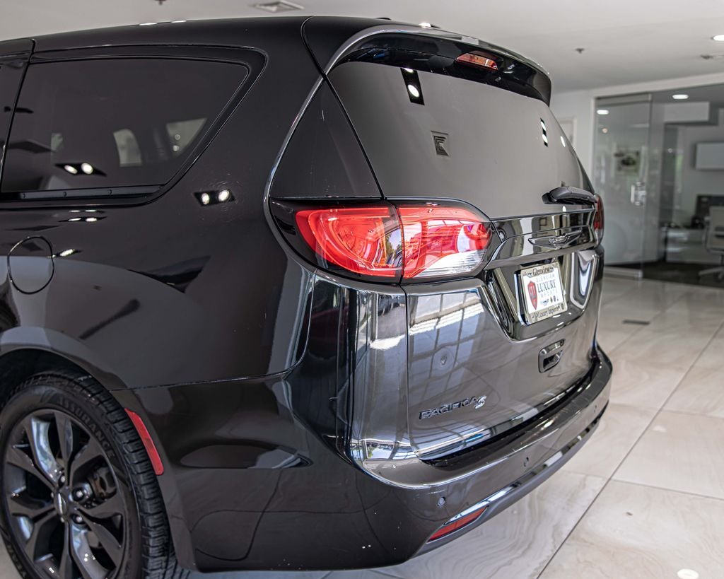 2019 Chrysler Pacifica Touring Plus