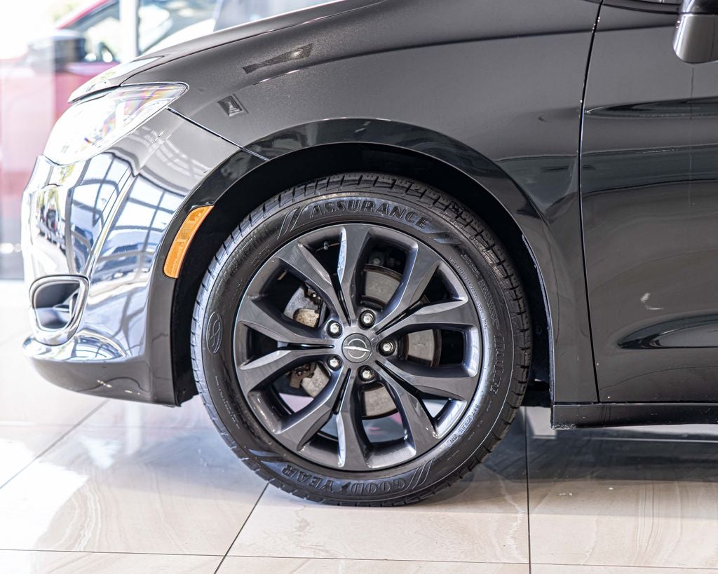 2019 Chrysler Pacifica Touring Plus