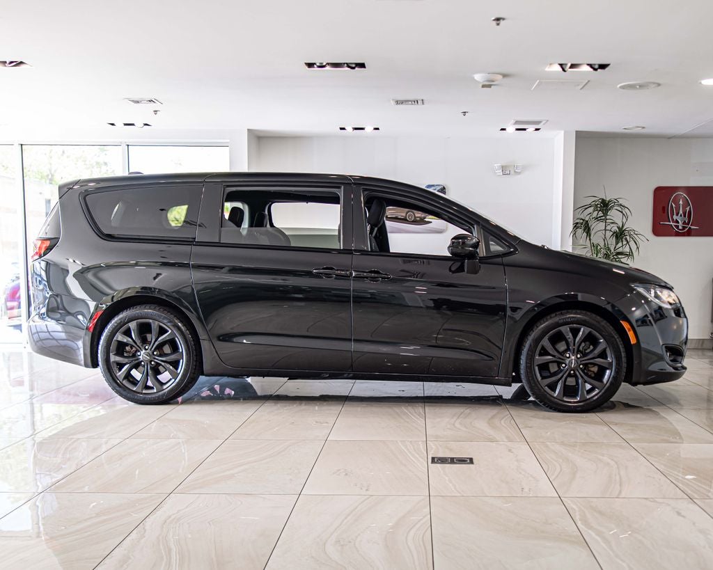 2019 Chrysler Pacifica Touring Plus