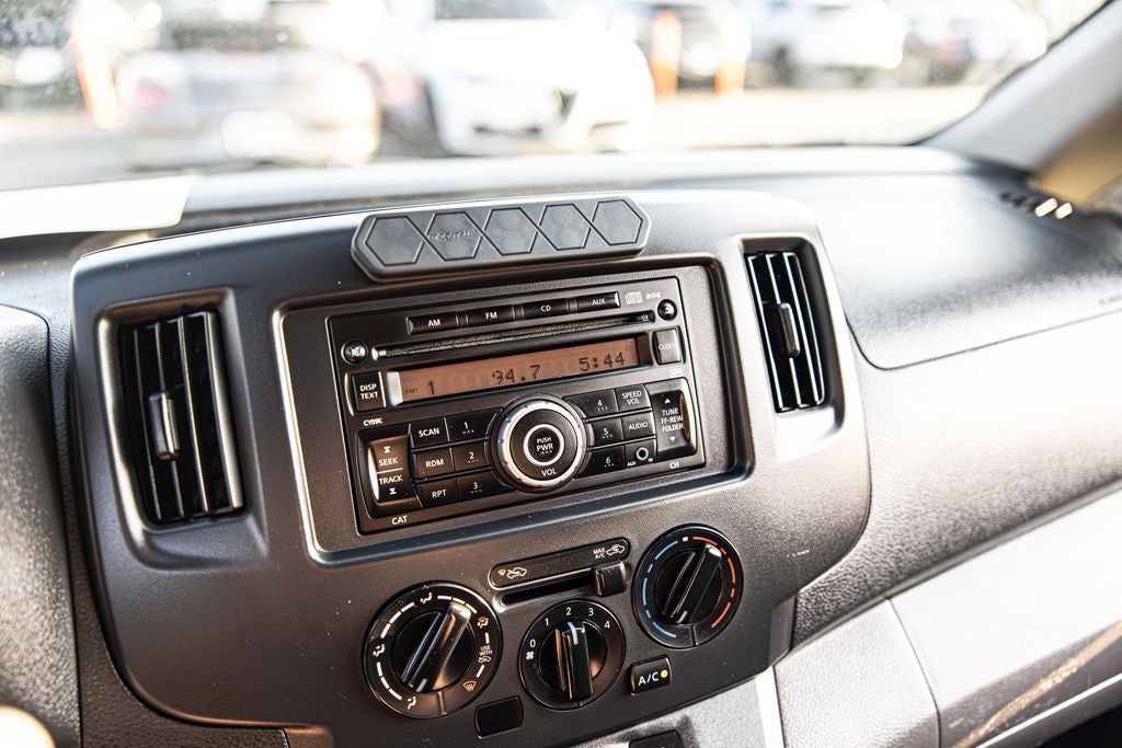2015 Nissan NV200 S