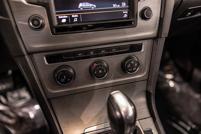 2016 Volkswagen Golf TSI S 4-Door