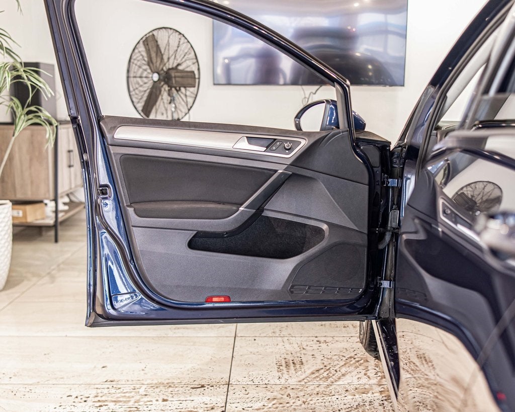 2016 Volkswagen Golf TSI S 4-Door