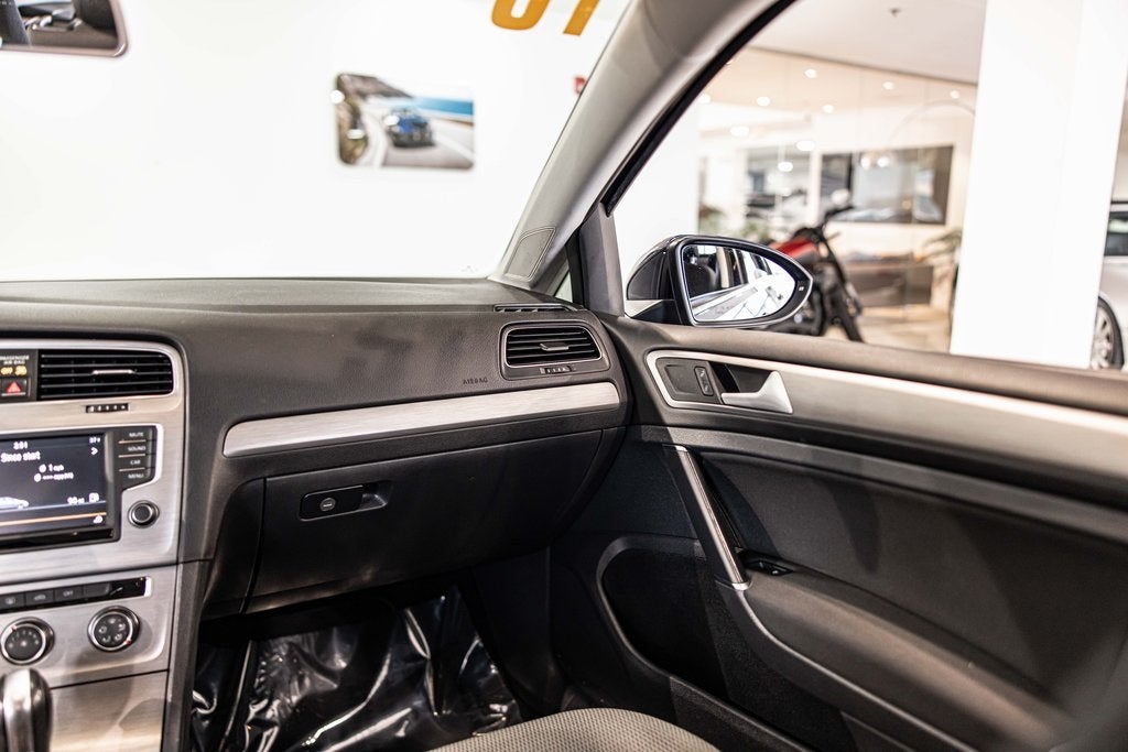 2016 Volkswagen Golf TSI S 4-Door