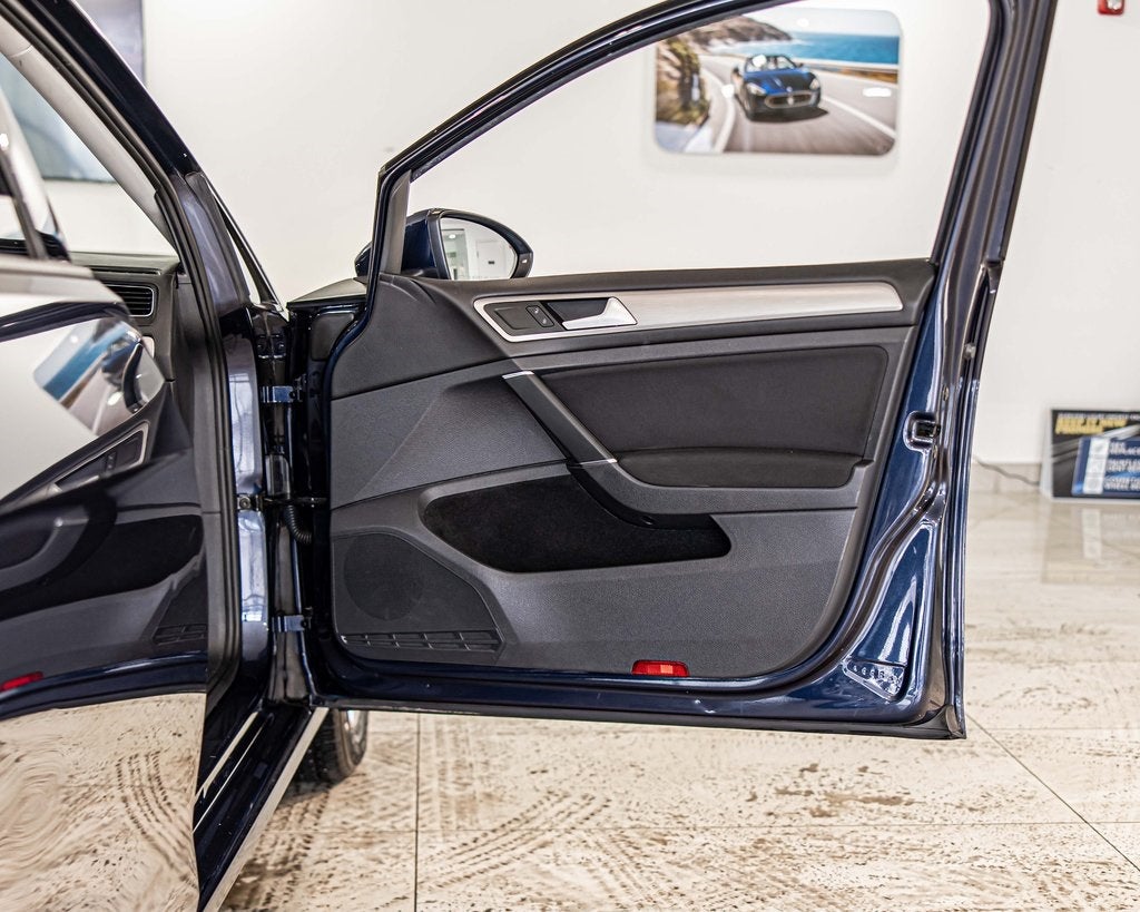 2016 Volkswagen Golf TSI S 4-Door