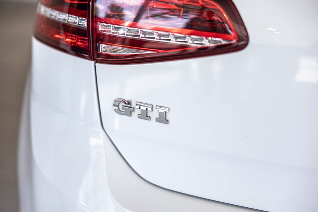 2017 Volkswagen Golf GTI S
