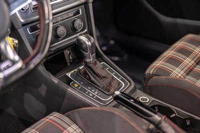 2017 Volkswagen Golf GTI S