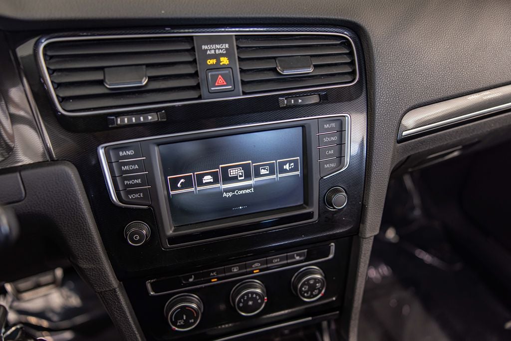 2017 Volkswagen Golf GTI S