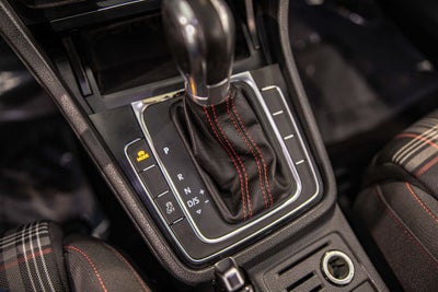 2017 Volkswagen Golf GTI S