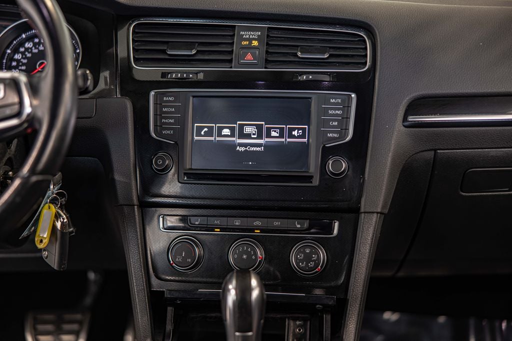 2017 Volkswagen Golf GTI S